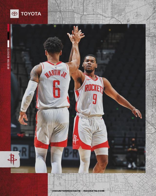 开云官网-爆冷输火箭令波波大怒 约翰逊笑对“里程悲”